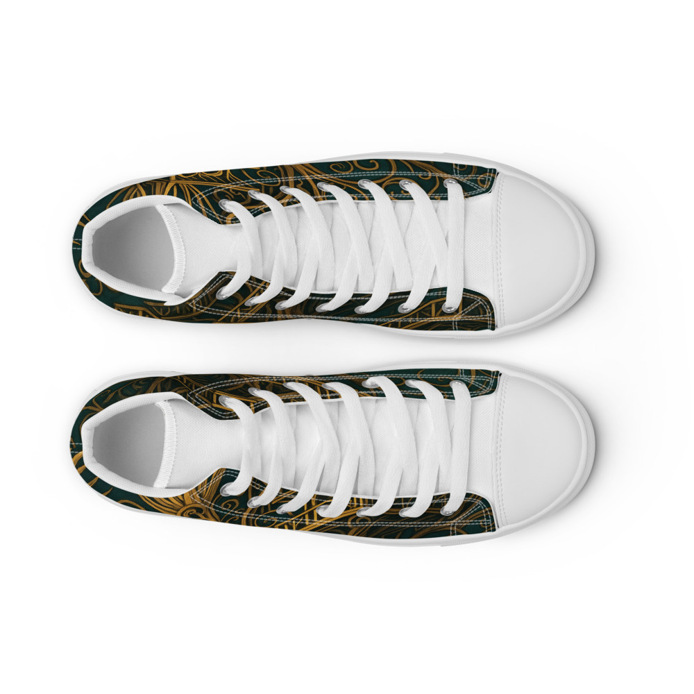 Gilded Sunburst Treehouse Maze view 4