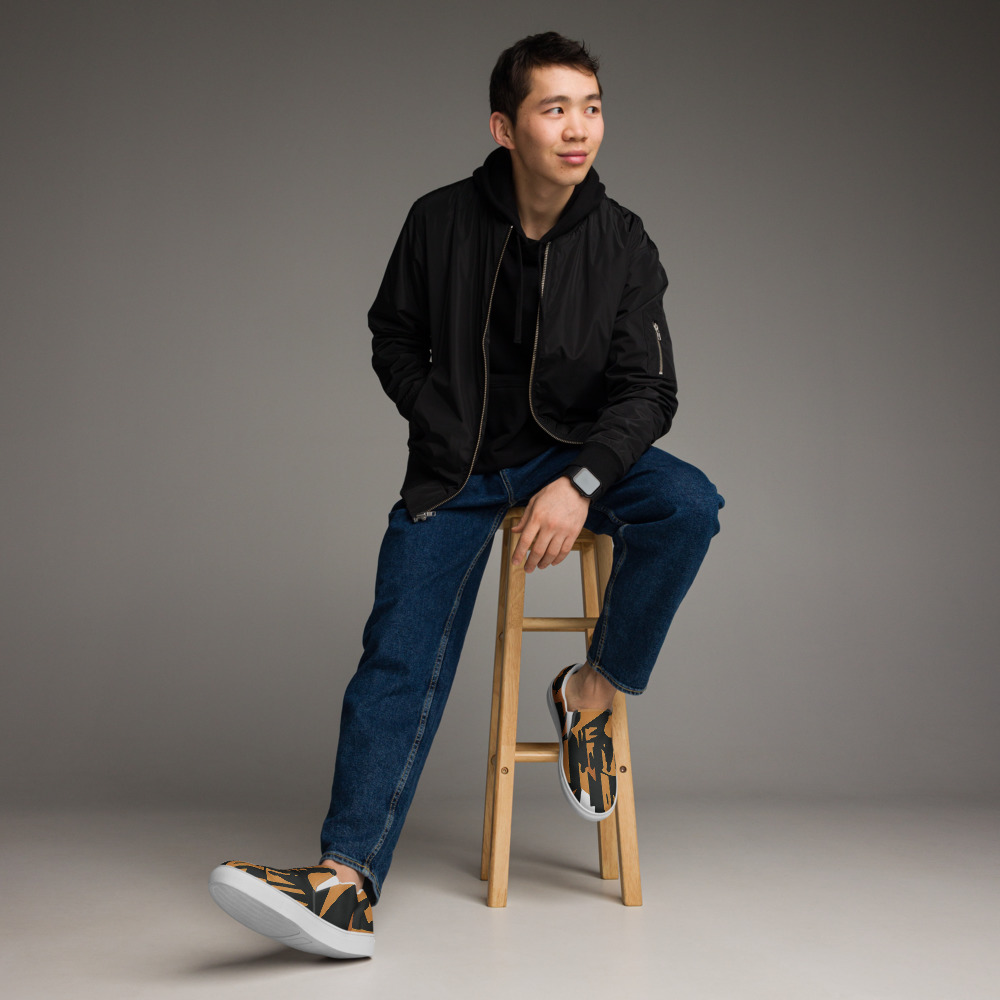 Golden Market Shadows view 3